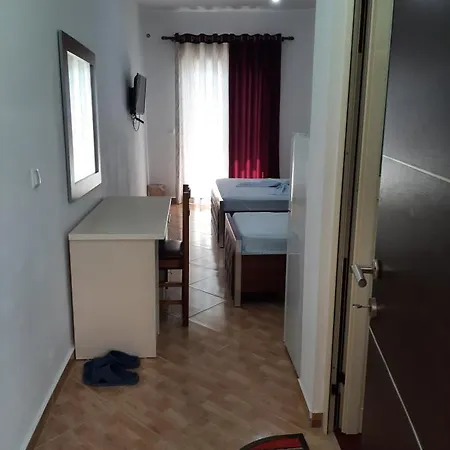 Bed & Breakfast Rock Star-pllakat Sarande