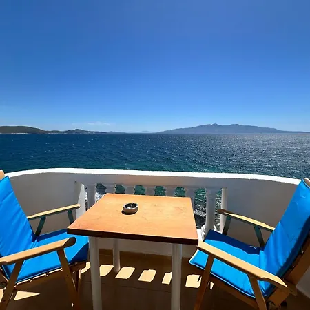 Bed & Breakfast Rock Star-pllakat Sarandë