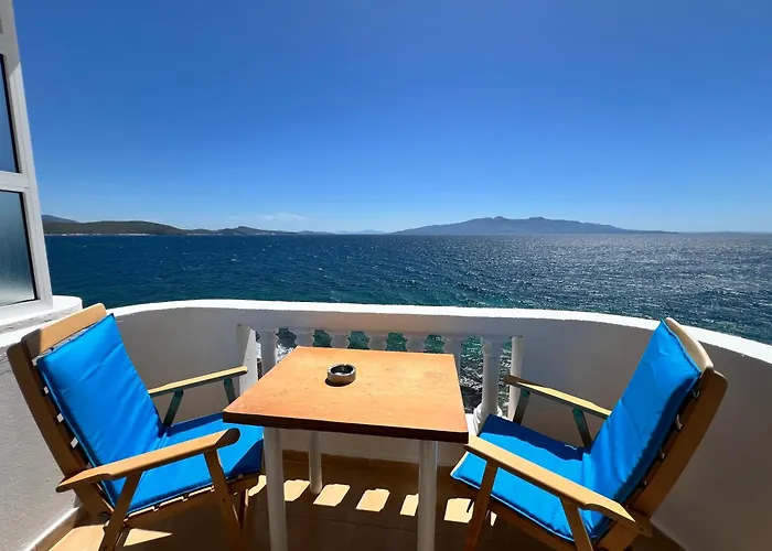 Bed & Breakfast Rock Star-pllakat Sarandë